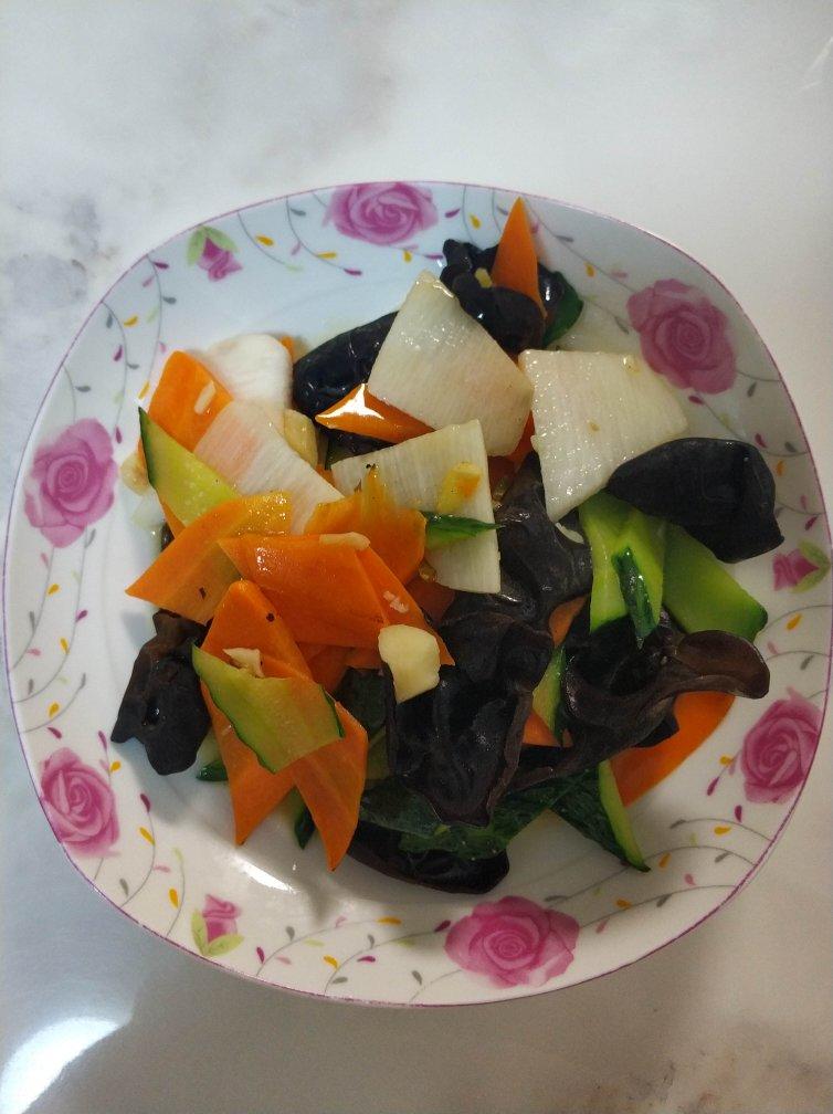 素菜冠军！营养美味的山药炒木耳