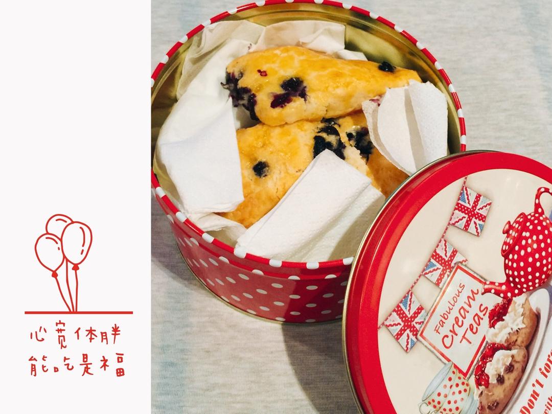 爆浆蓝莓司康Blueberry Explosion Scone