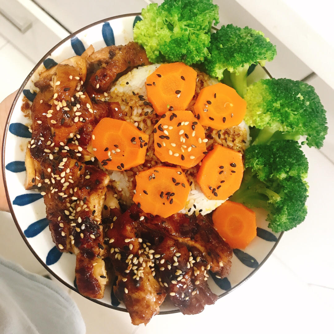 照烧鸡腿饭