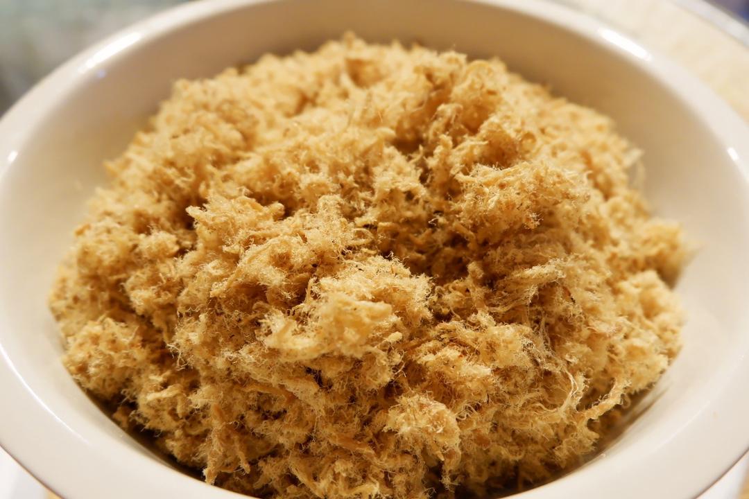 自制肉松（无需厨师机面包机，一个蛋抽轻松搞定）