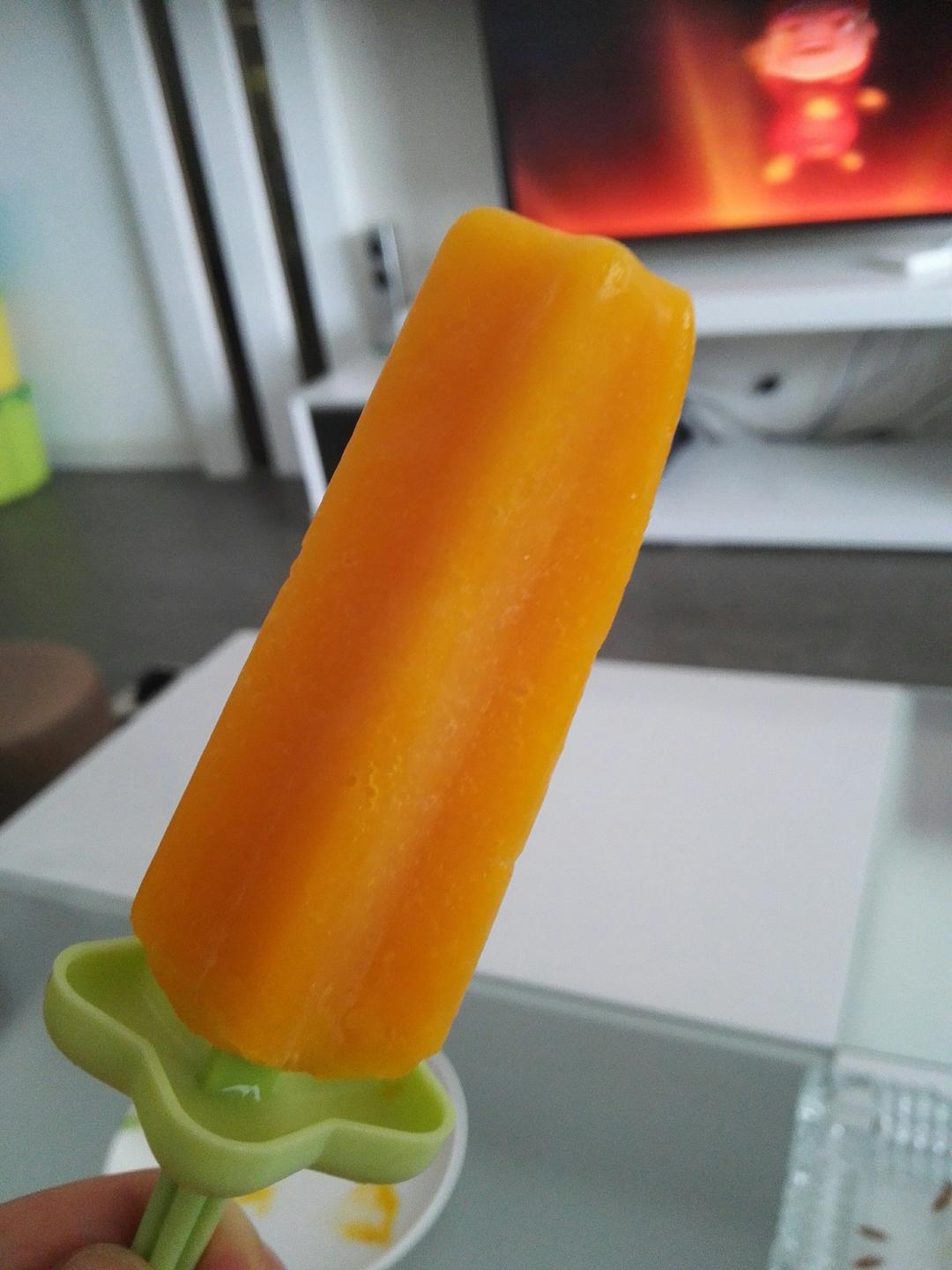 各种棒冰  ▍ 菠萝冰棒&柠檬乳酪冰棒