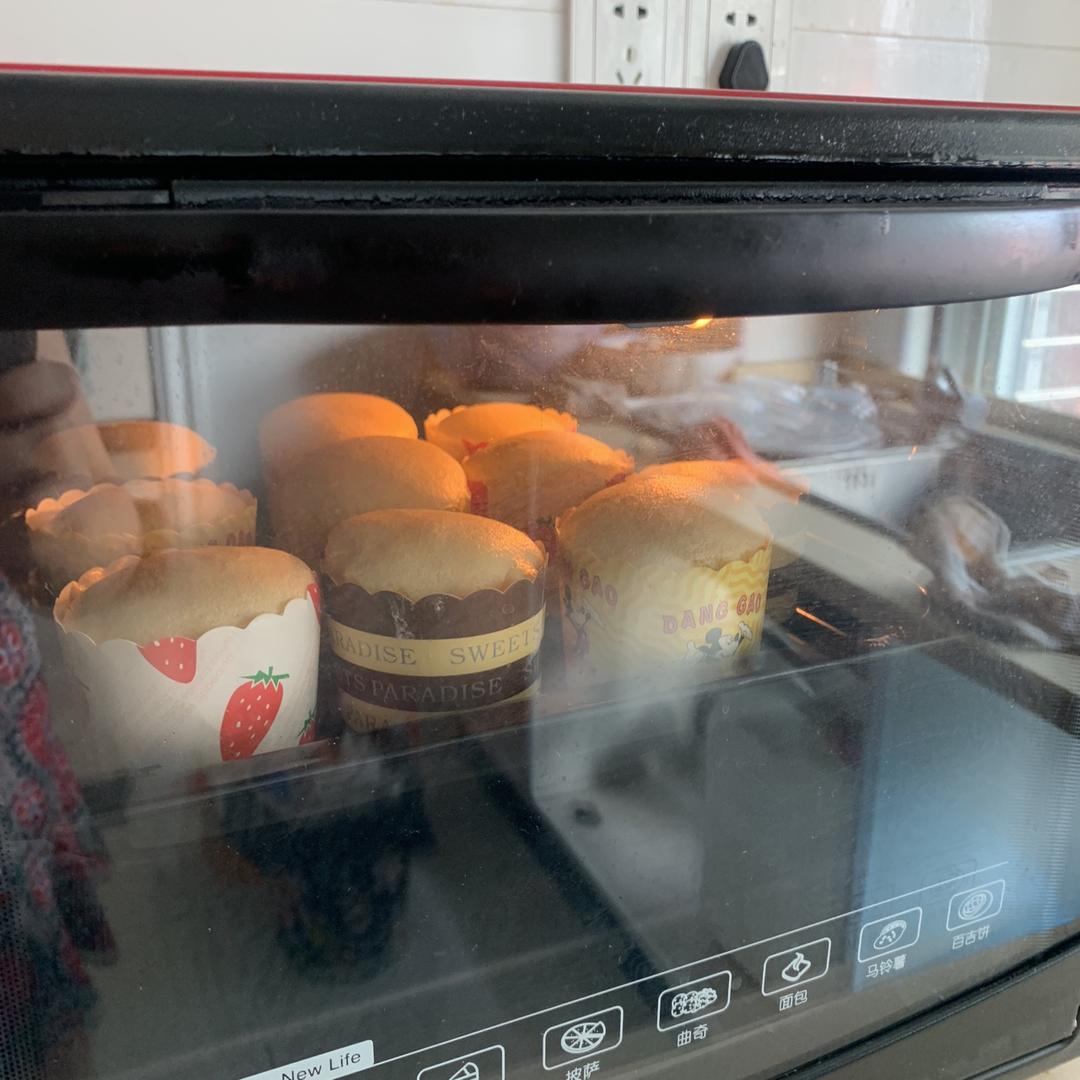 纸杯蛋糕 8寸戚风蛋糕的量