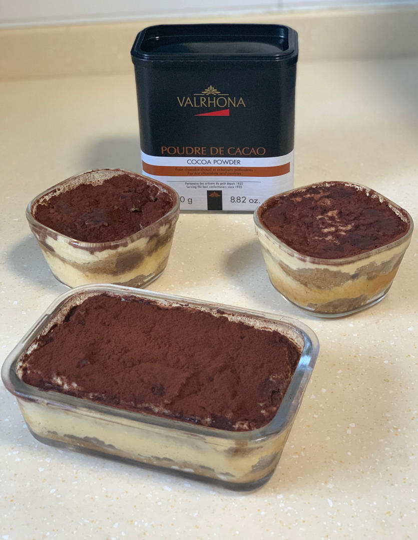 在欧洲学会的经典版提拉米苏