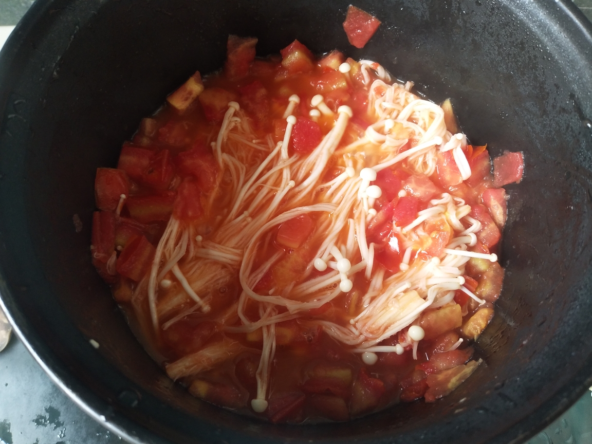 美味番茄金针菇炒蛋的做法 步骤9
