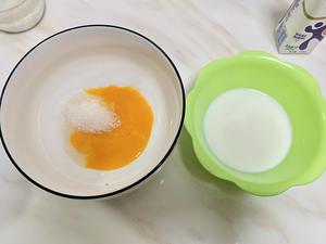 自制冰激淋（不用分次搅拌，无冰渣，熟蛋黄放心吃）的做法 步骤2