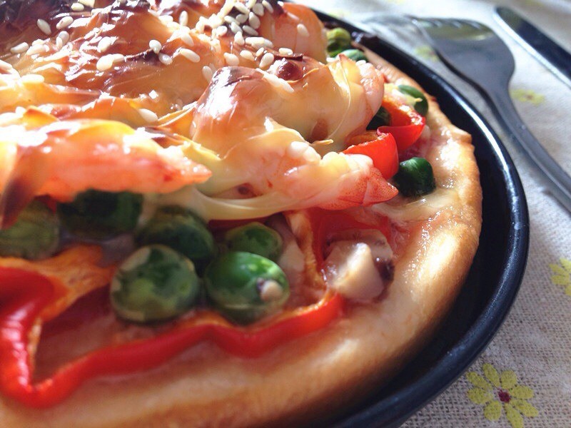 厚底鲜虾培根披萨