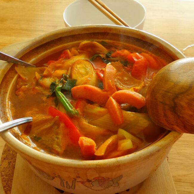 韩式辣白菜暖锅的做法