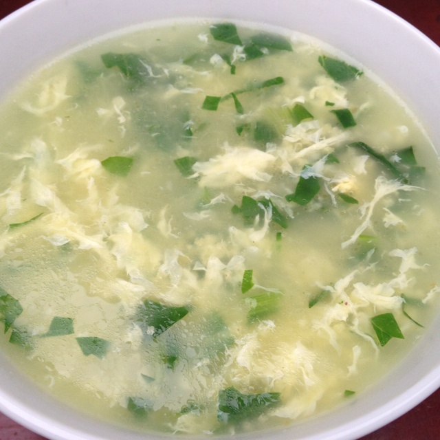 菠菜鸡蛋小米粥
