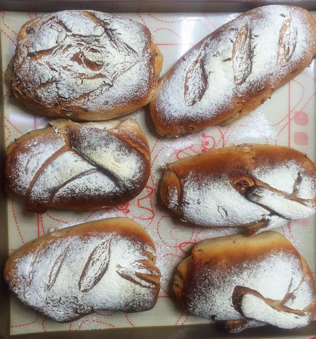 全麦牛奶蜜豆软欧