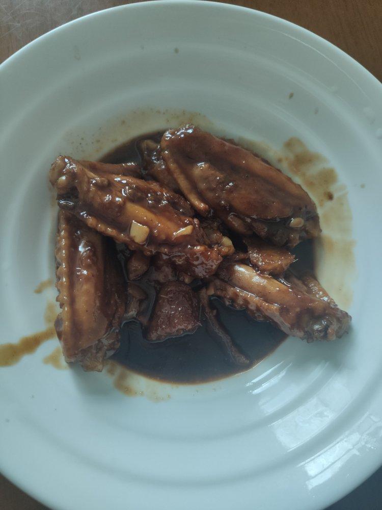 红烧鸡翅（酱鸡翅）