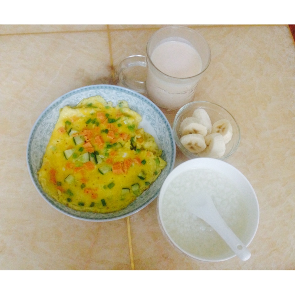 火腿肠葱花鸡蛋饼