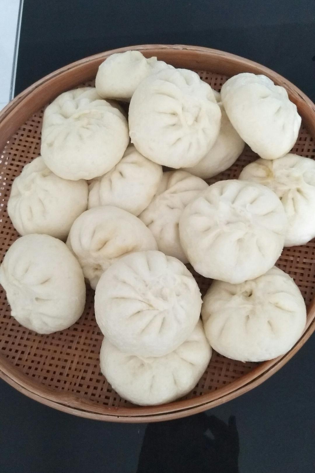 雅玲-8做的手工包子