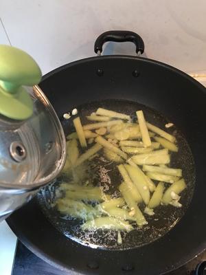 小白菜炖土豆的做法 步骤3