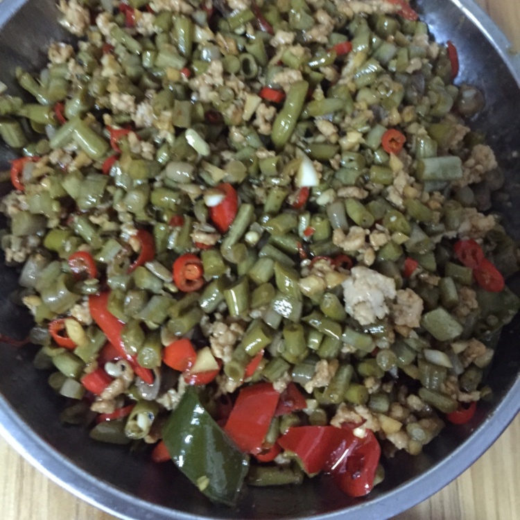 酸豆角炒肉末