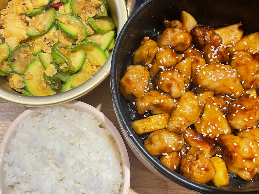 饭店里面糖醋里脊凭什么那么好吃，你看你也行