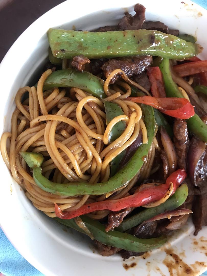 比餐厅好吃的黑椒牛柳意面🍝零失败简单教程