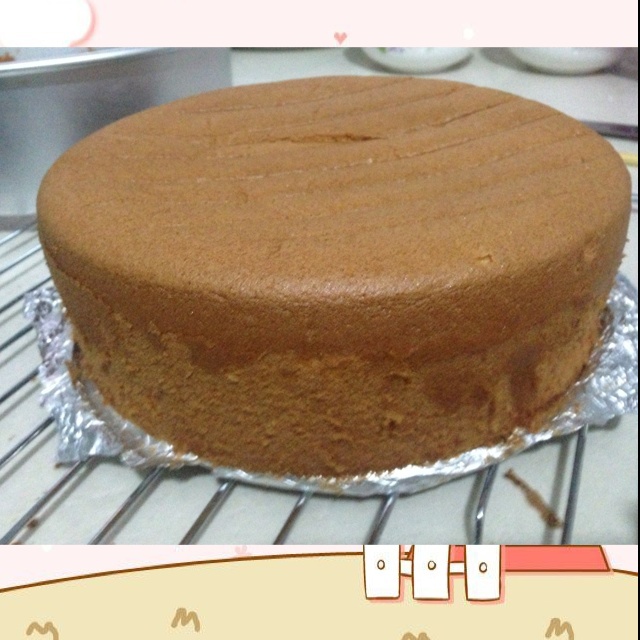 超简单完美戚风蛋糕（6寸2蛋）附打发、翻拌、脱模视频