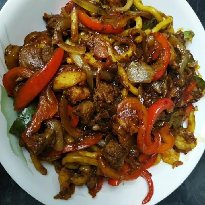 🔥爆好吃的黑椒虾仁炒乌冬面㊙️吃一口就沦陷❗️