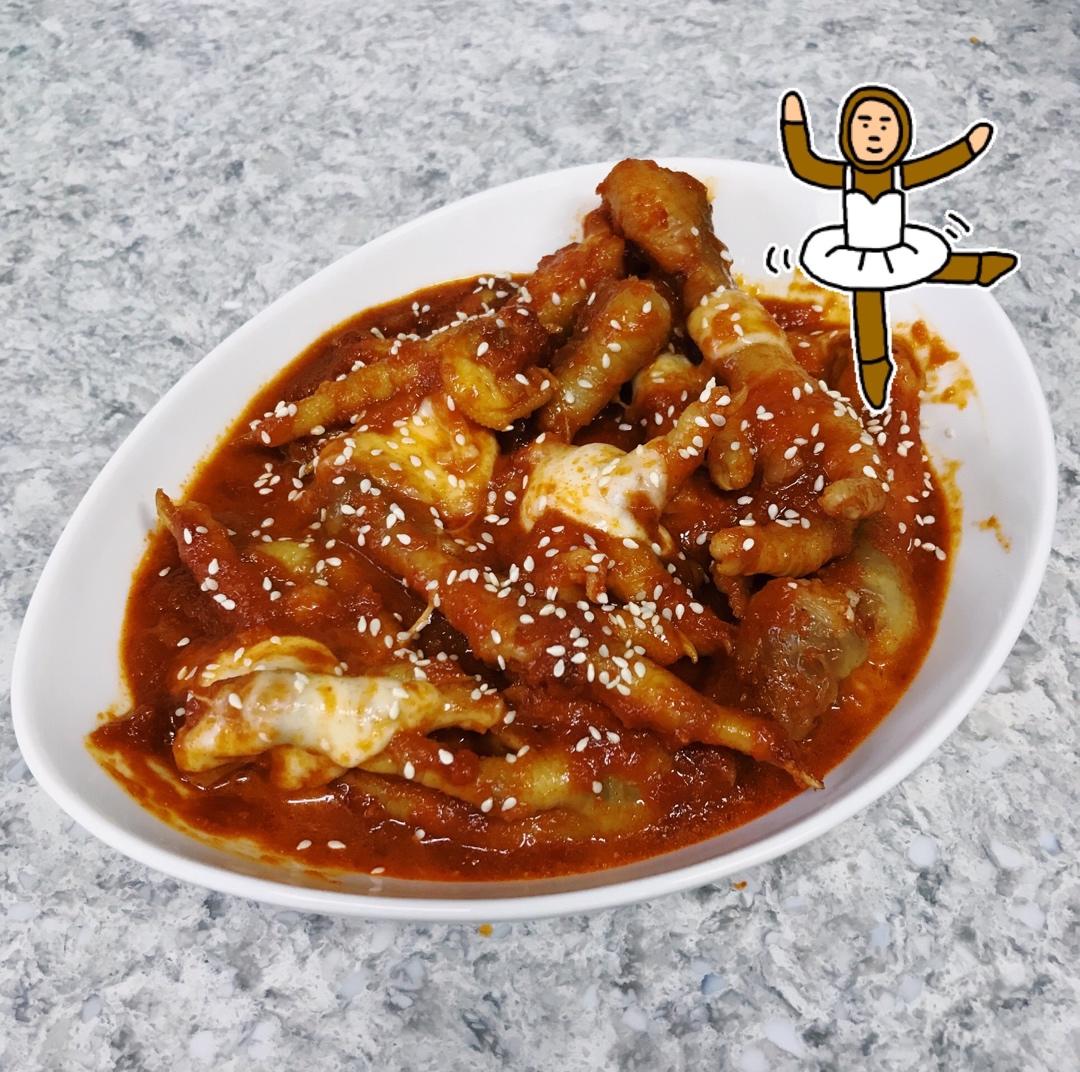 #🦊在韩国#辣炒鸡爪（닭발볶음)，教你做韩国最热下酒菜，简单美味，根本停不下来！