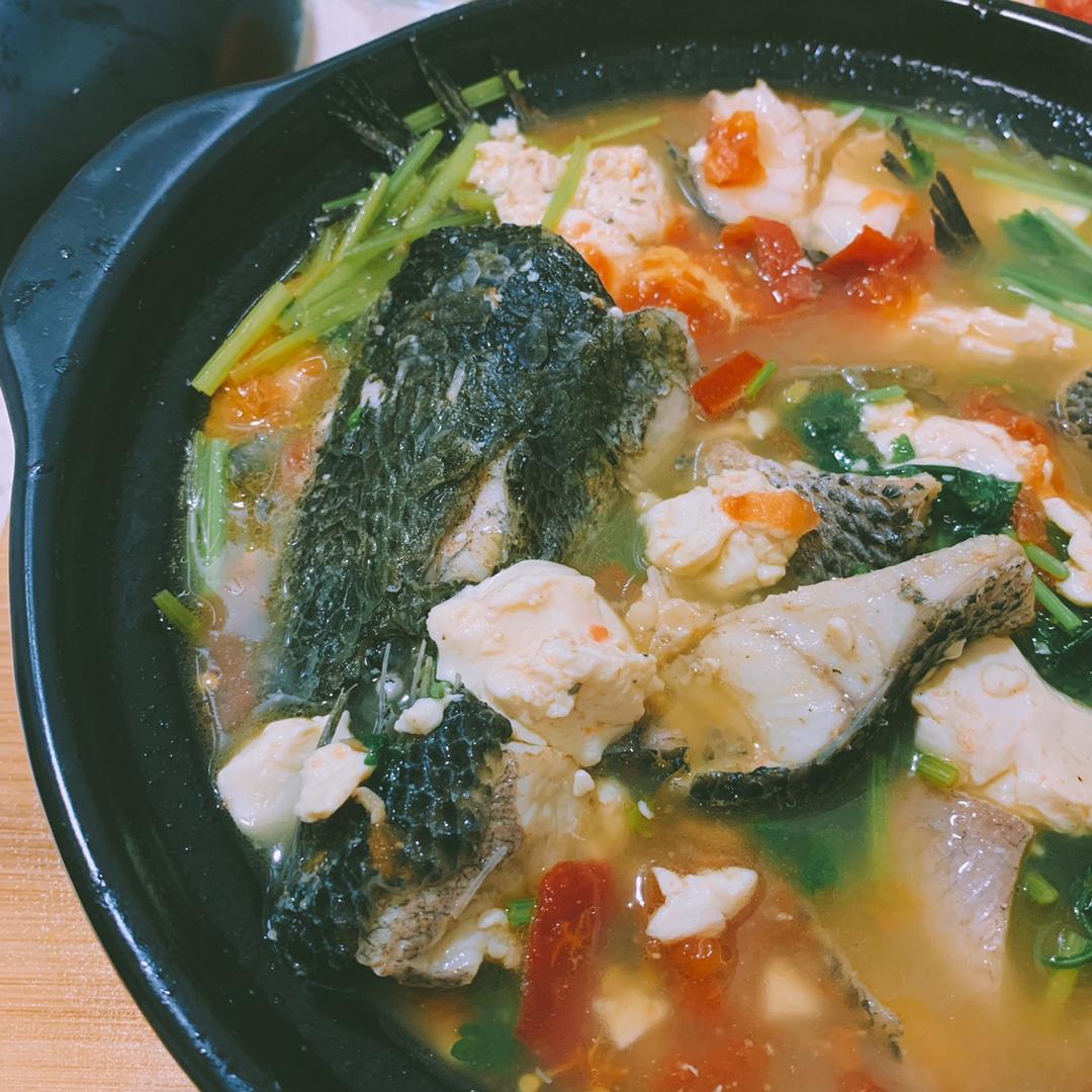 黑鱼豆腐汤