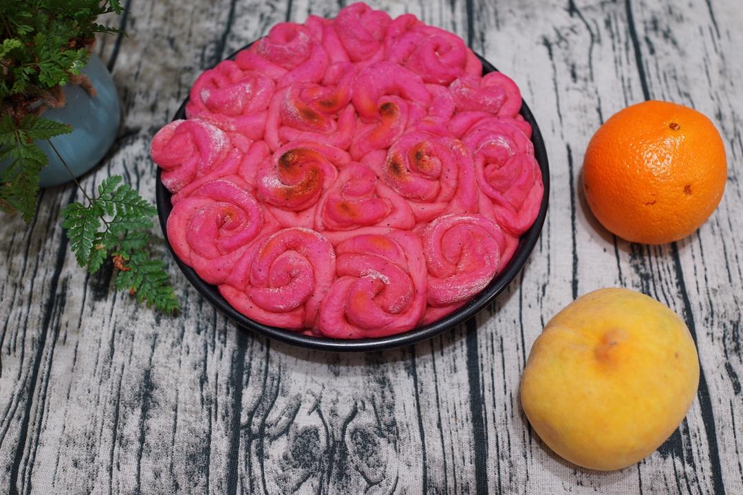 火龙果玫瑰面包