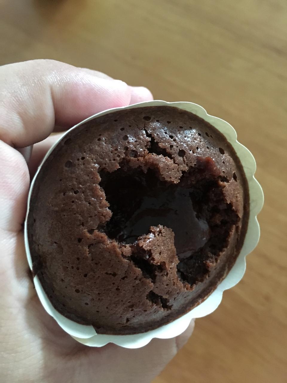 巧克力熔岩蛋糕(全图文超简单)