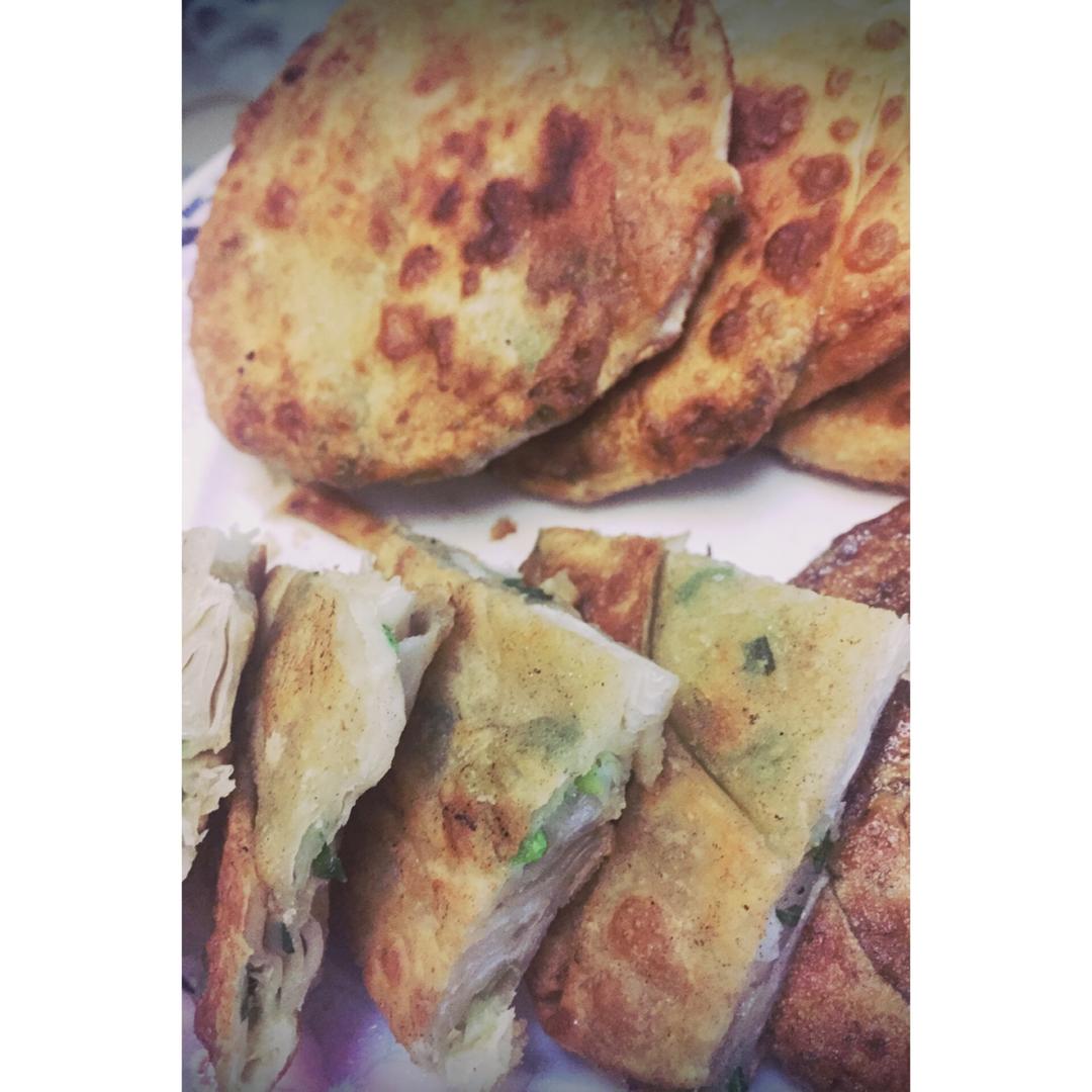 小馄饨皮葱油饼