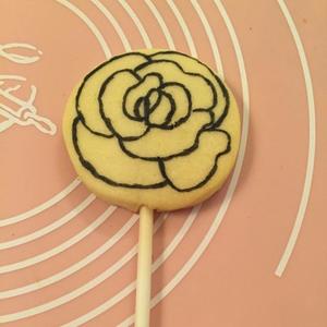 情人节玫瑰糖霜饼干的做法 步骤2