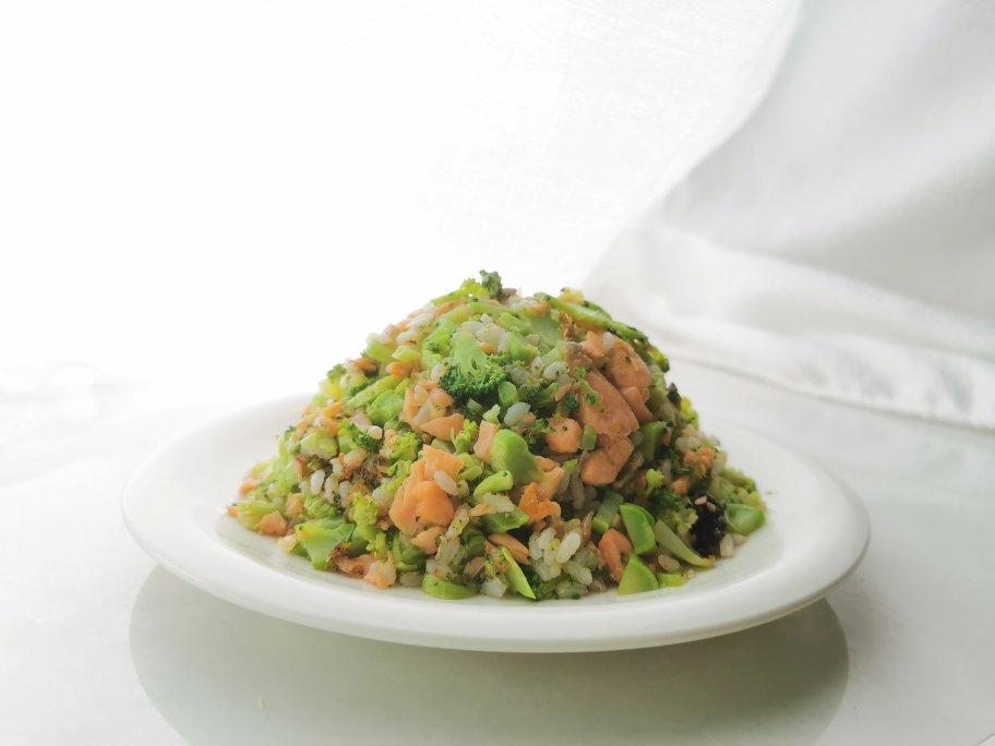 三文鱼西兰花炒饭