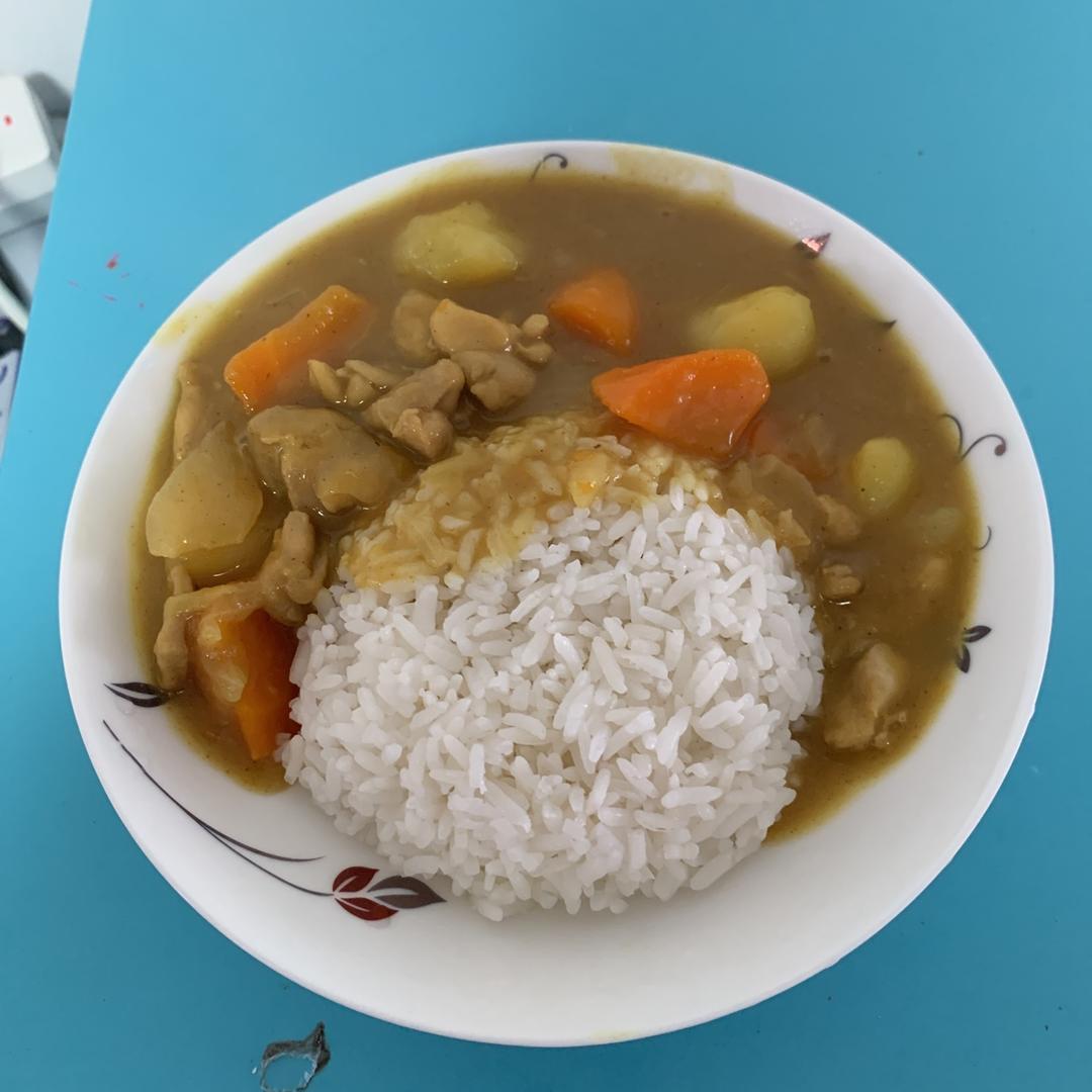 咖喱鸡肉饭