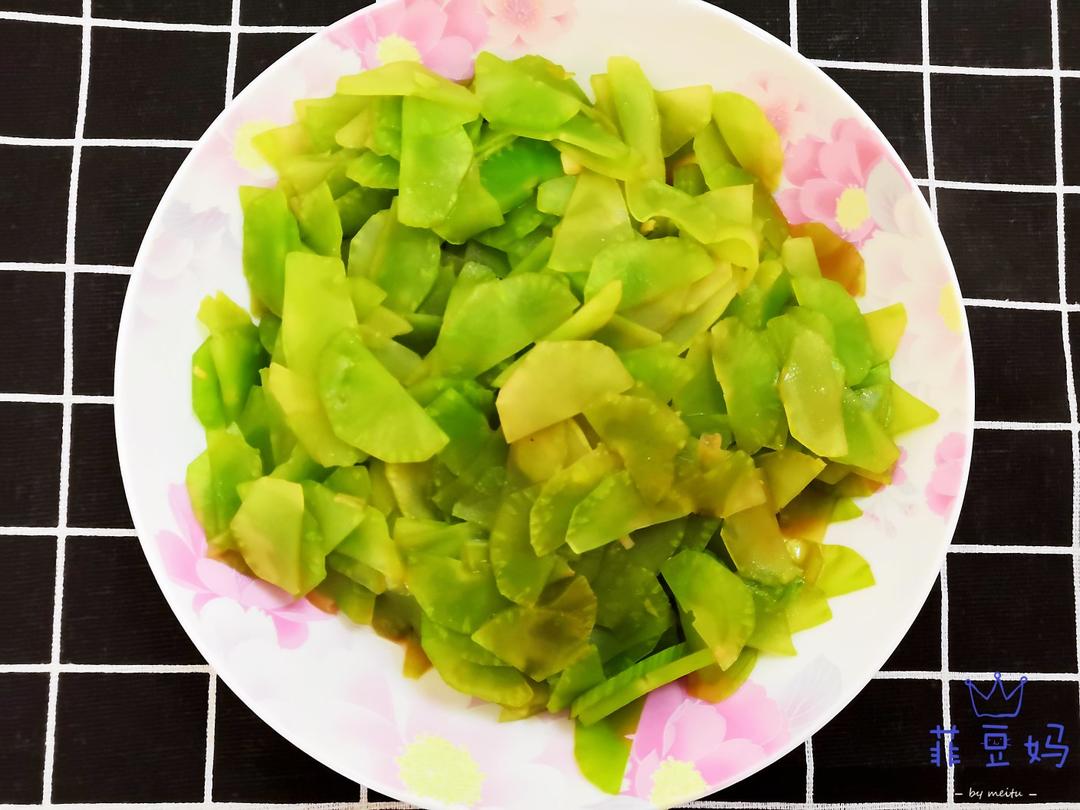 清炒莴笋片