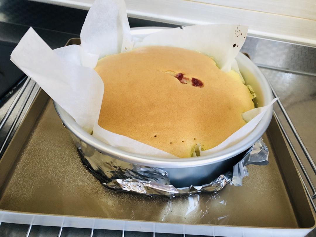 堪比柯基屁股
爆浆芝士🧀古早蛋糕