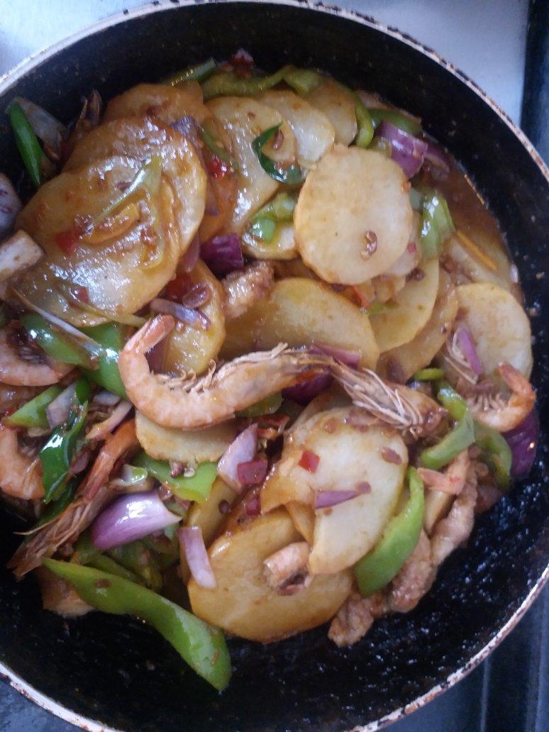 干锅土豆片
