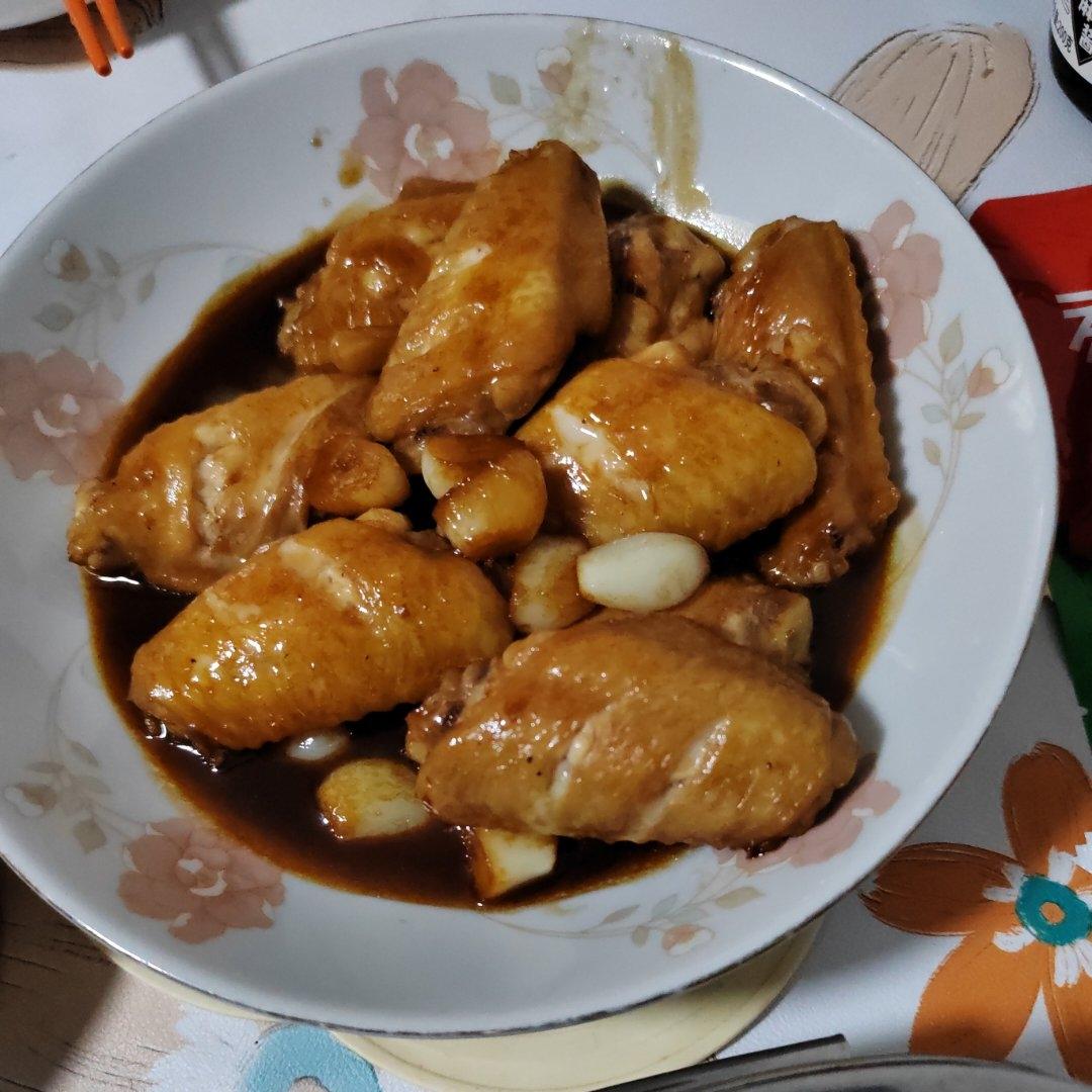 蒜香蚝油鸡翅中