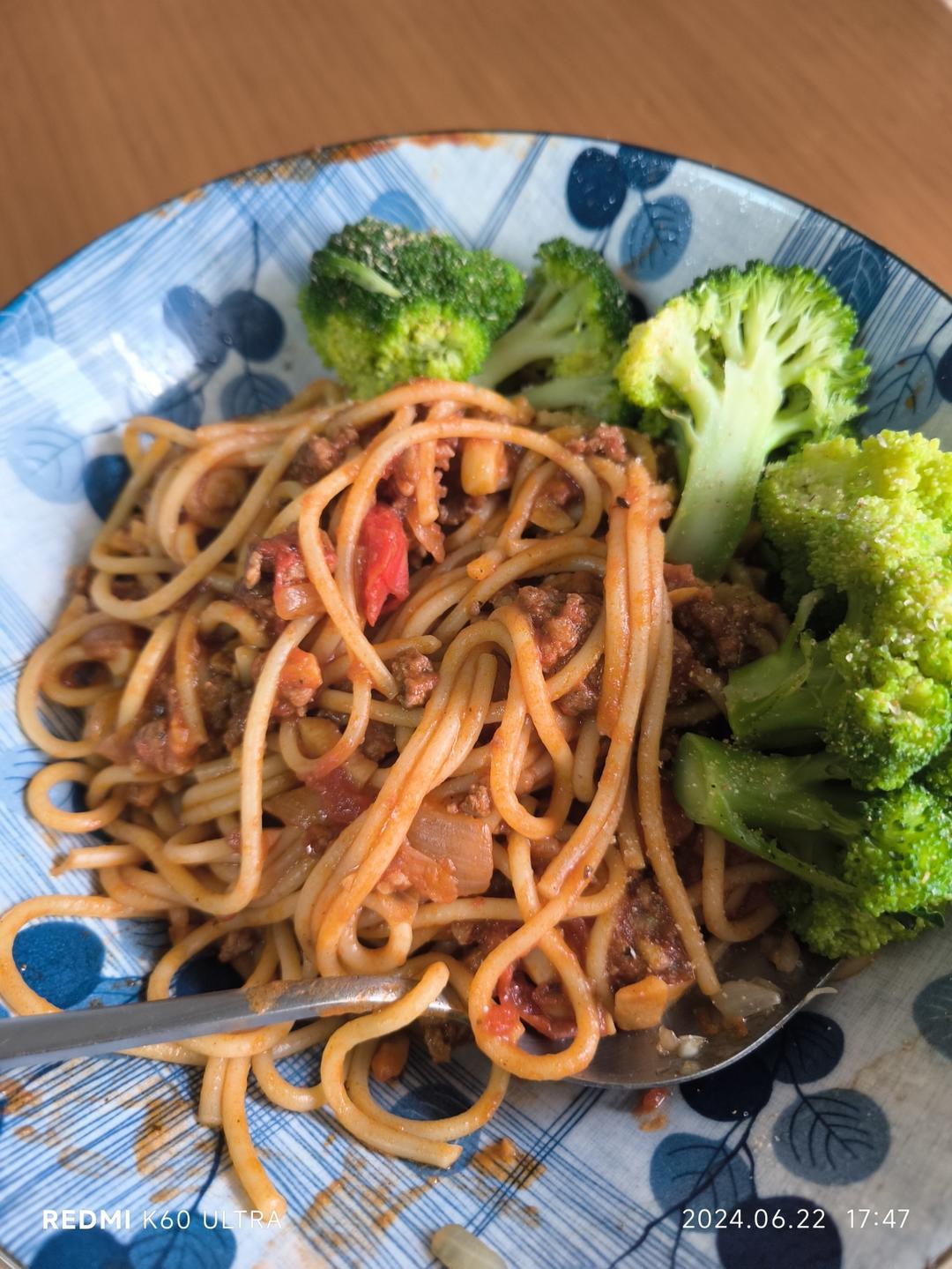 番茄肉酱意面