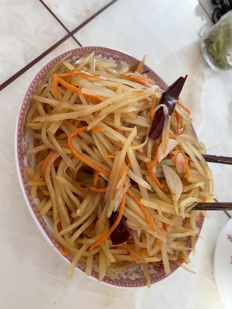 在家也能做出馆子味儿的醋溜/炝炒/酸辣土豆丝（就是那道看似简单，实则步步玄机的土豆丝）