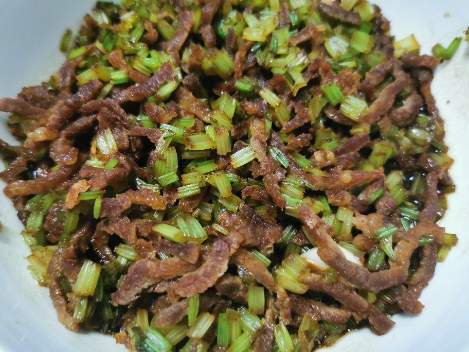 芹菜炒肉