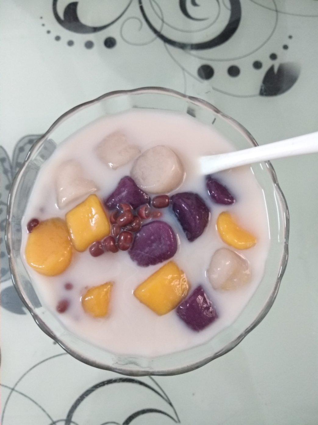 芋圆红豆汤
