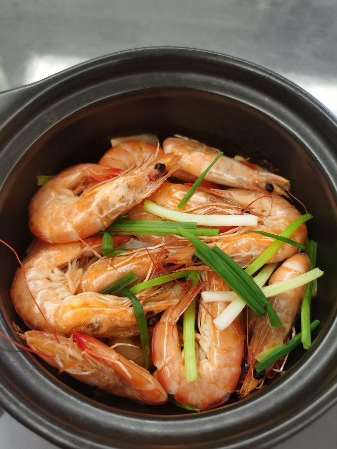 懒人菜——砂锅焗虾的做法