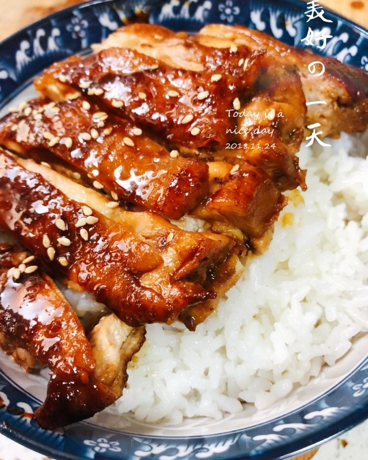 照烧鸡腿饭