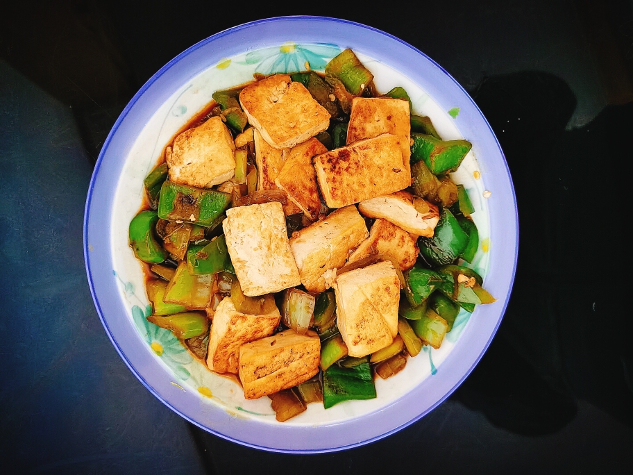 低脂少油版：下饭煎豆腐的做法