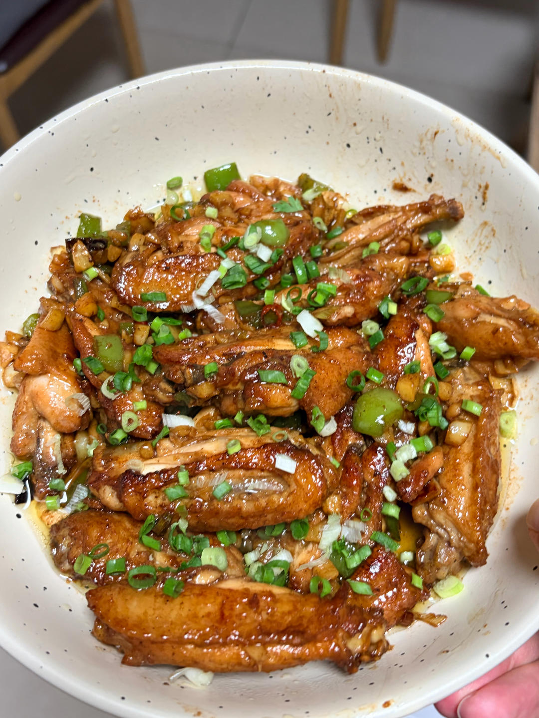 蒜香鸡翅，这才是鸡翅最好吃的做法
