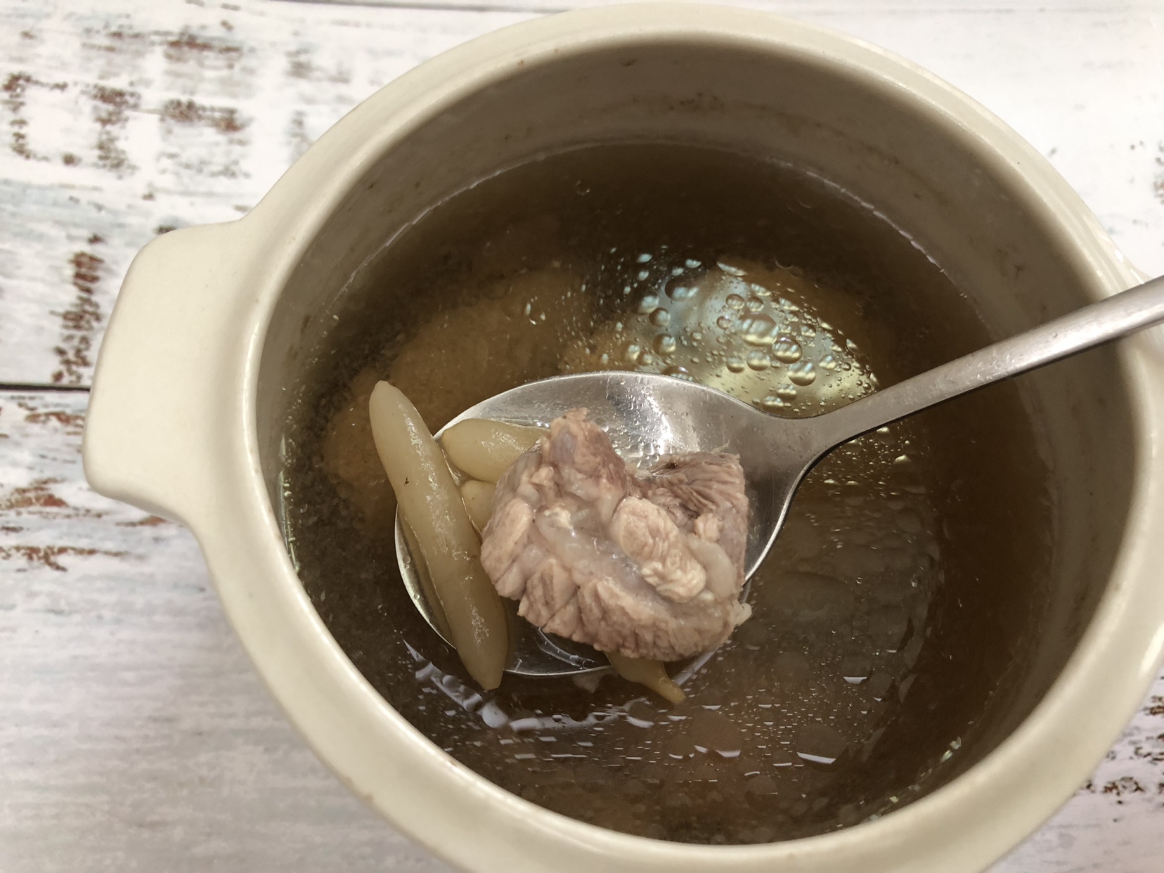 宝宝止咳润肺——虎奶菌麦冬瘦肉汤的做法 步骤7