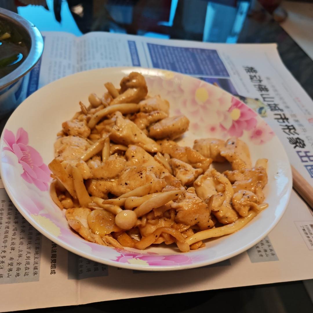 口蘑鸡胸肉，鲜味减脂餐