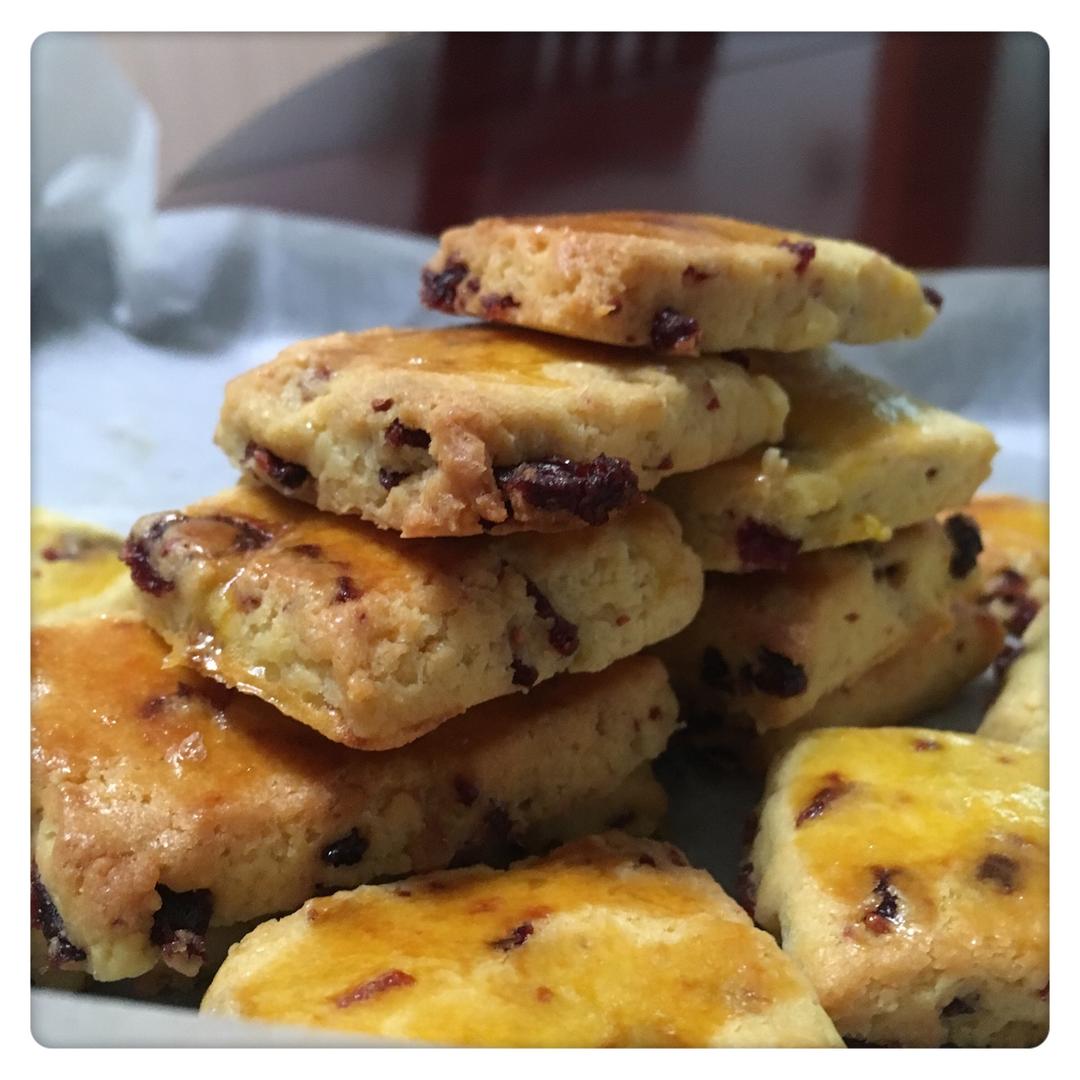 蔓越莓(葡萄)奶酥  适合给孩子的少糖配方😉