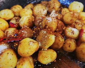 重庆麻辣小土豆的做法 步骤6