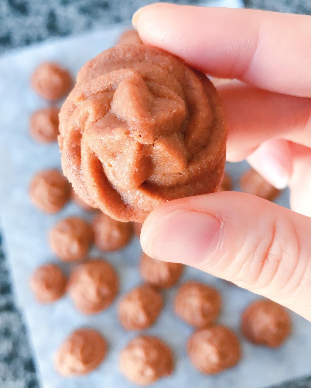 香气四溢的--奶油云顶曲奇