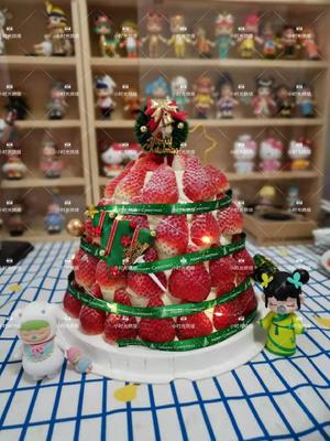 草莓塔蛋糕浓浓圣诞风的做法 步骤1