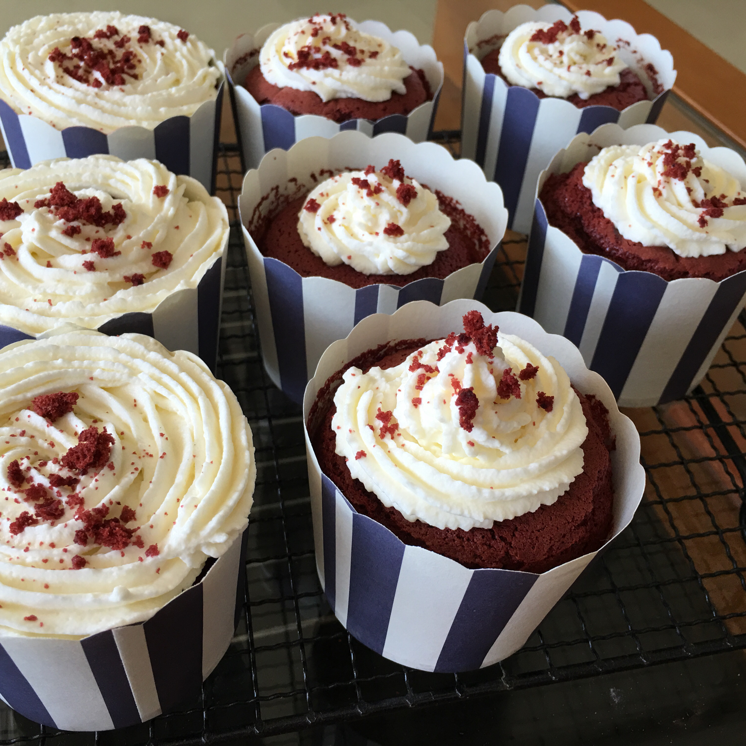 圣诞草莓雪人 红丝绒戚风裸蛋糕