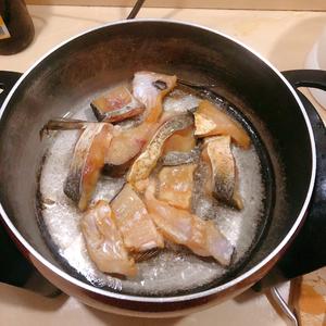 超级下饭 包头鱼🐟的做法 步骤1